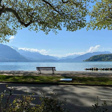 Le Bleu Du Lac: Lakeside Serenity with Private Parking Annecy Exterior photo