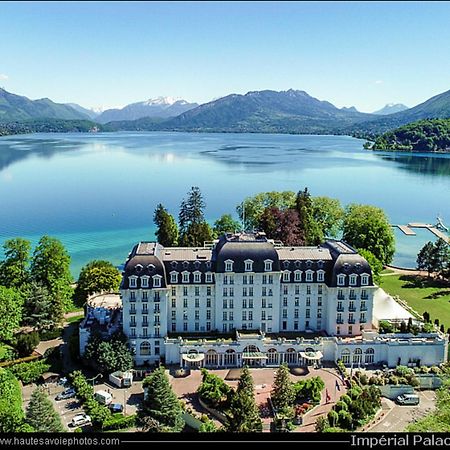 Le Bleu Du Lac: Lakeside Serenity with Private Parking Annecy Exterior photo